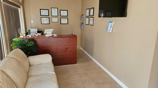 Unlock Your Success: Massage Room for Rent in Walkerville in Commercial & Office Space for Rent in Windsor Region - Image 3