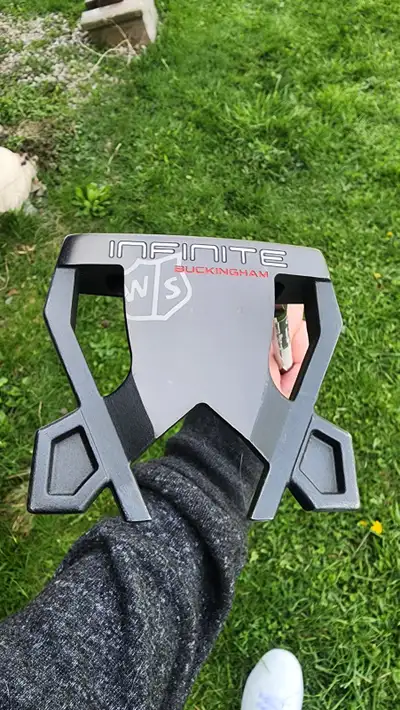 Wilson infinite Buckingham 35" rh putter, View more