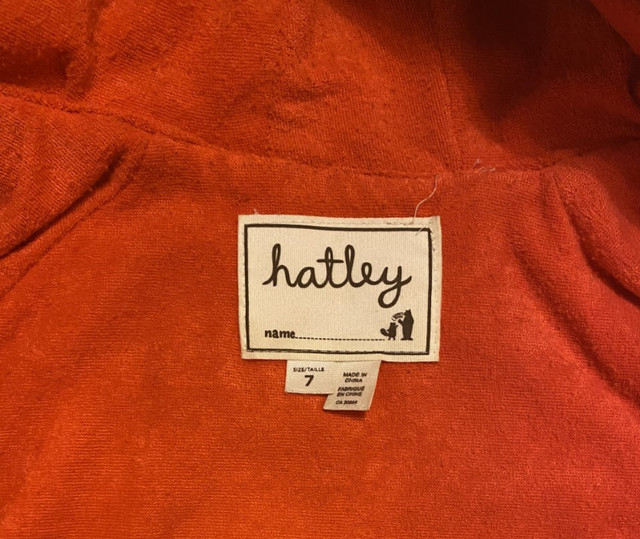 Hatley kids raincoat - size 7 in Kids & Youth in Gatineau - Image 2