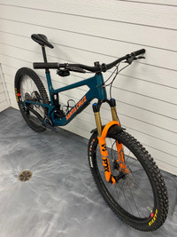 2023 Santa Cruz HighTower GX AXS Roues Reserve XXL