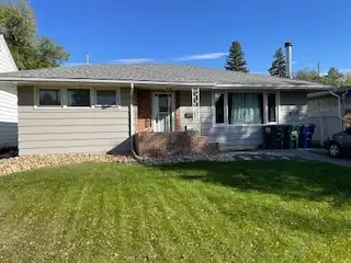 ONE MONTH FREE RENT 1,100 sq ft basement suite in Grosvenor Park area of Saskatoon - walking distanc...