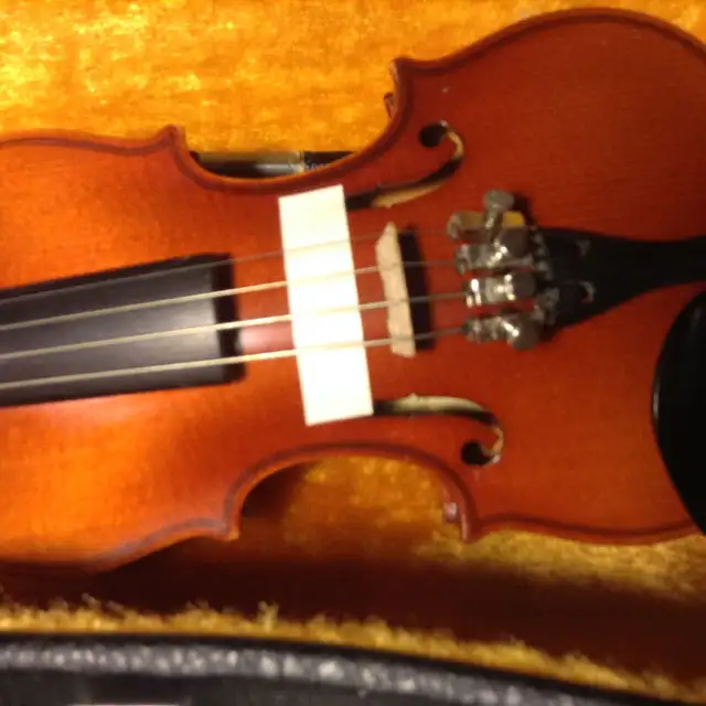 Nagoya Suzuki 1/8 Violin Signed Japan Highest Quality Student Ex in String in Vancouver - Image 8
