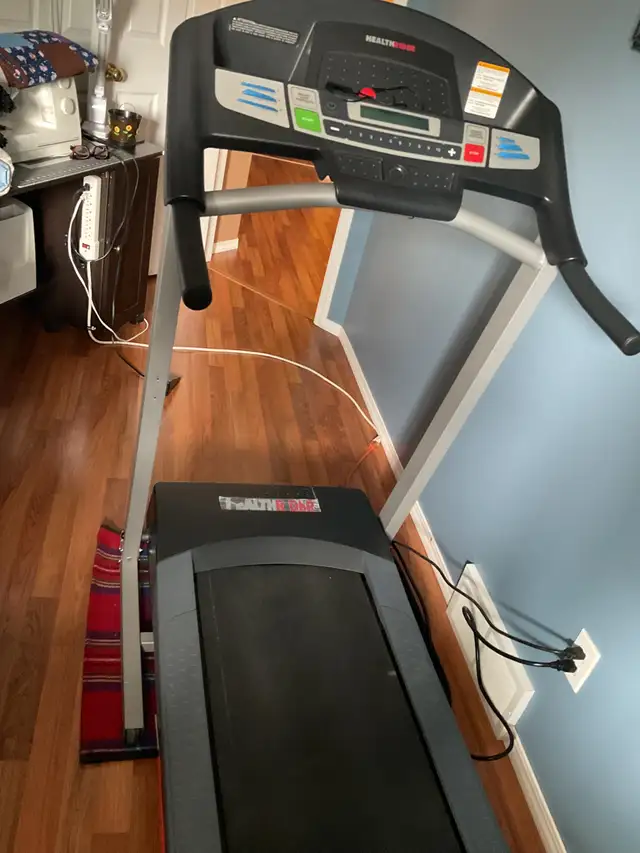 tread mill in Exercise Equipment in Regina - Image 3