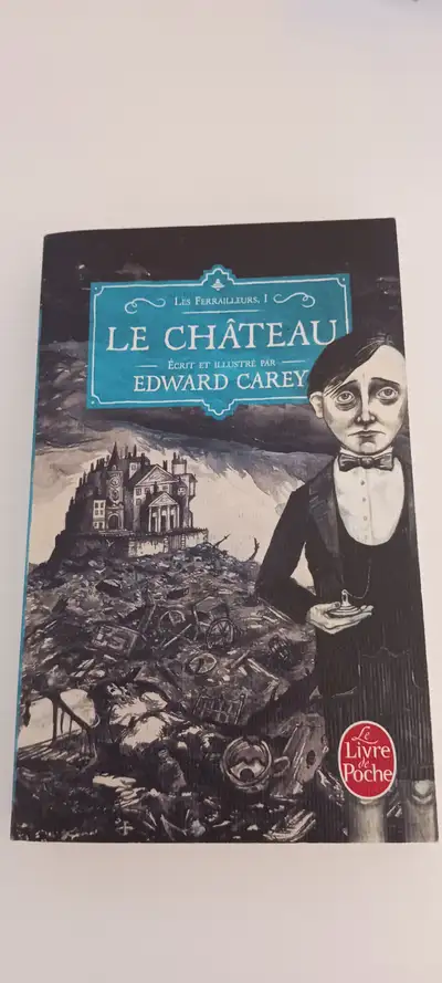 Auteur : Edward Carey Collection : le livre de poche Seulement les 2 premiers tomes Tome 1 : le chât...