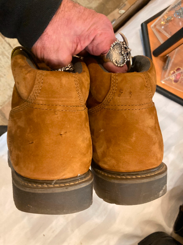 Bottes CAT hiver isolées style travail homme 45-12 dans Chaussures pour hommes  à Ville de Montréal - Image 4