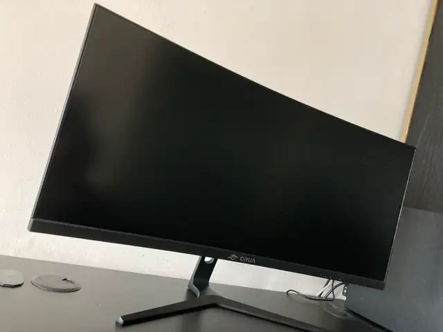 Crua Ultrawide monitor62863273569794124