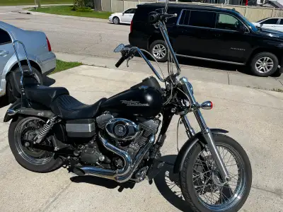 2007 Harley Street Bob, runs good and clean Bike. very comfortable ride and low milage. comes with r...