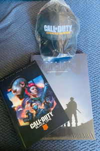 CALL OF DUTY Gift Pack - Hat & Hardcover books (New)