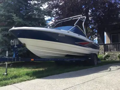 2009 maxum boat 1900 SR3 5.0L mercuiser engine 220 horsepower. 188 hours boat and trailer in mint co...