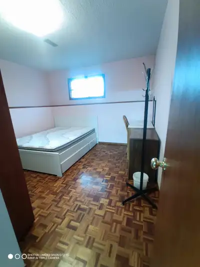 A basement room for share in Erin Wood se location for rent, $700/ month plus a refundable deposit 1...