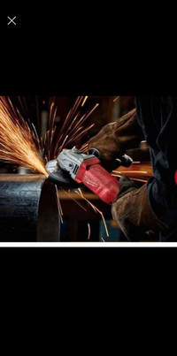 Milwaukee Tool 11 Amp Corded 4-1/2-inch Small Angle Grinder with