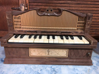 Petite orgue électrique vintage 