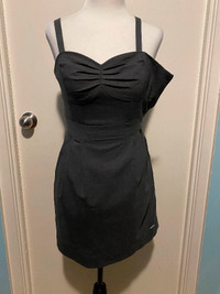 LIKE NEW WILFRED CONVERTIBLE DRESS