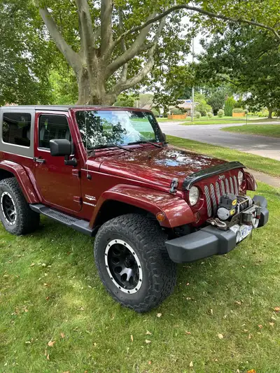 I am selling my used 2010 Jeep Wrangler with 150000 kilometers on it. This Jeep Wrangler is the perf...
