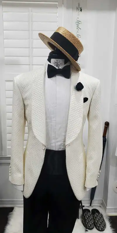 Pocket squares Lapel Pins Suspenders Bracelets Brooches Bow Tie Neck Tie We sell bulk items for wedd...