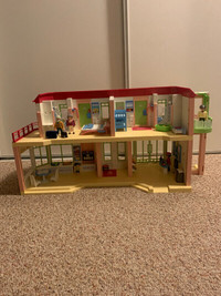 Kids Toy - Playmobil Hotel