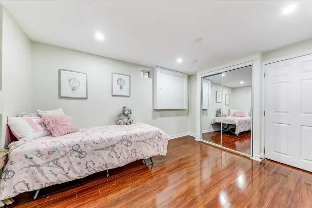 Room Rental - Scarborough -Immediately