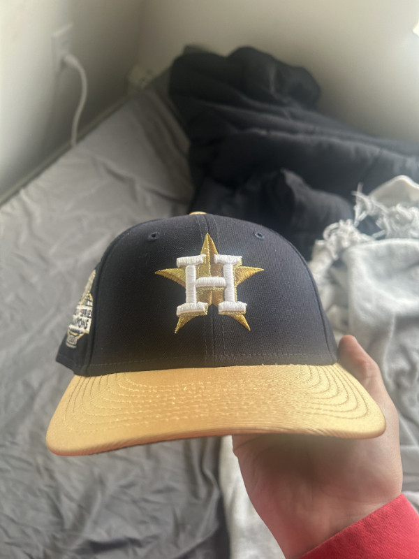 Houston Astros Hat in Baseball & Softball in City of Halifax
