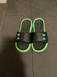UA Boys Sliders Size Youth 1 (great condition)