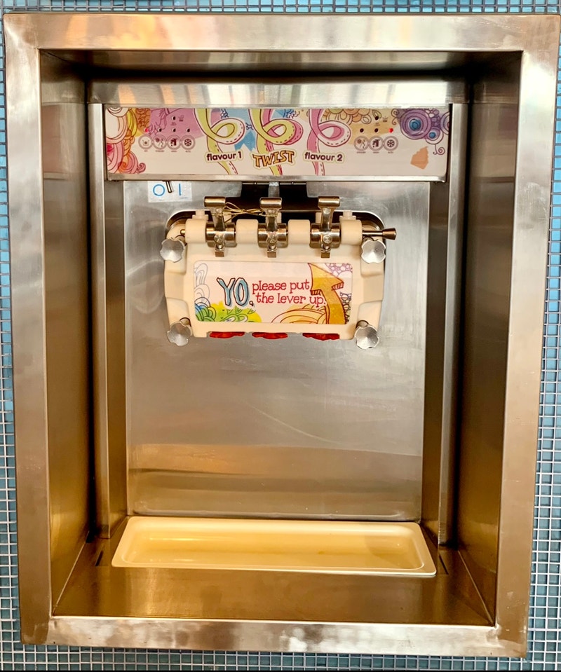 Soft Serve Ice Cream Machine Industrial Kitchen Supplies City of Toronto Kijiji