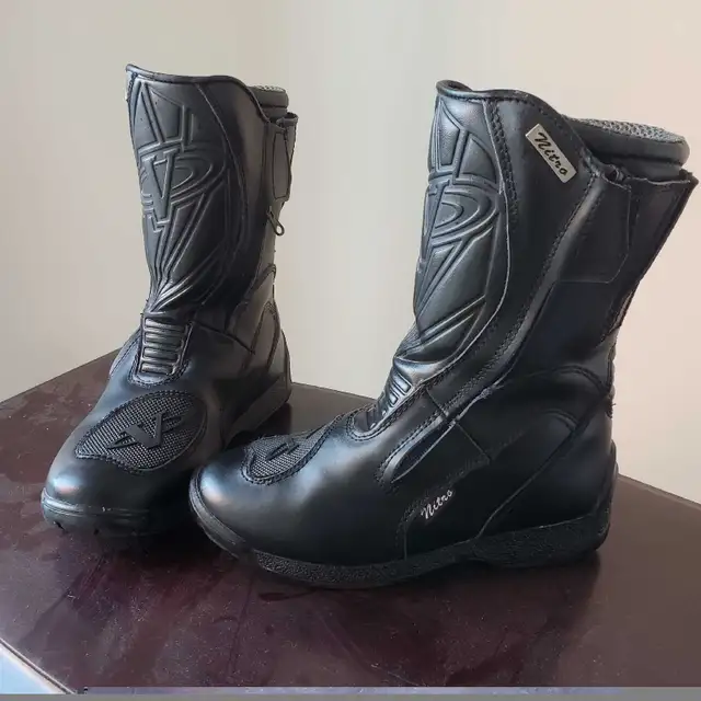 New Womens Leather NTRO Motorcycle Boots Size 8 in Women's - Shoes in Barrie - Image 3