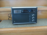 RARE JVC RADIO WITH 2-WAY SPEAKERS