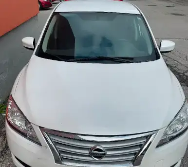 2014 Nissan Sentra, 124600 km, 4 extra tires, CERTIFIED