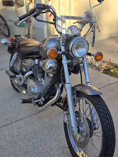 2nd owner, purchased from the original owner in 1995 with a few thousand KMs at that time. Kept in g...