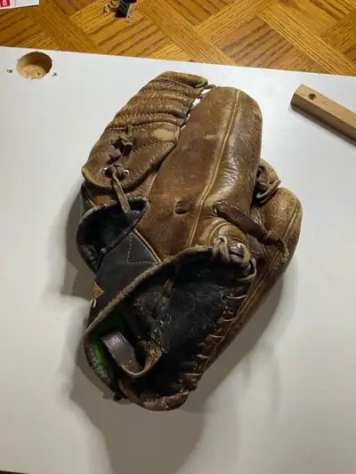Stan Musial Vintage Baseball glove from 1950’s!, View more