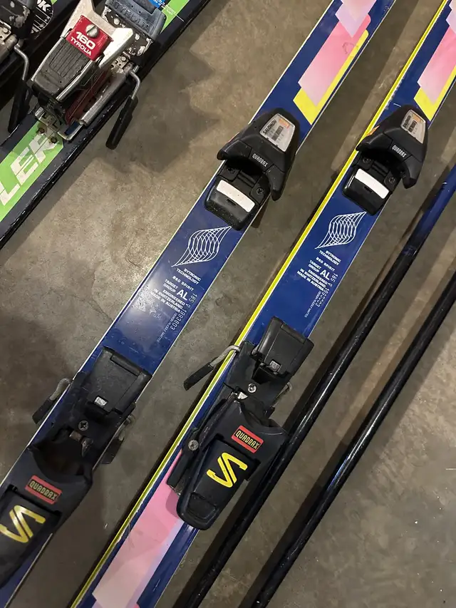 Two pairs retro downhill skis dynastar tecno in Ski in Edmonton - Image 5