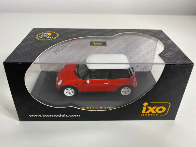1:43 Diecast IXO MODELS Mini Cooper 2001 BRAND NEW in Arts & Collectibles in City of Toronto