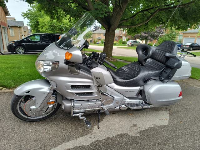 2008 Honda Goldwing for sale Cambridge ON - $13900 in Touring in Kitchener / Waterloo - Image 4