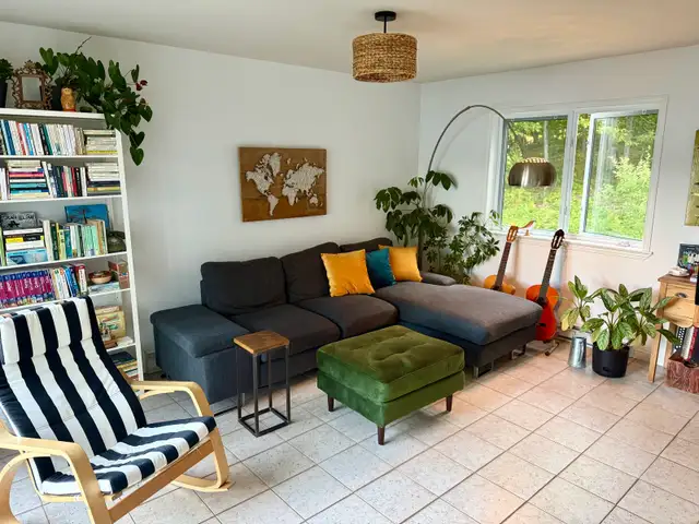 Maison chalet à louer sur le bord d’un lac in Long Term Rentals in Shawinigan - Image 7