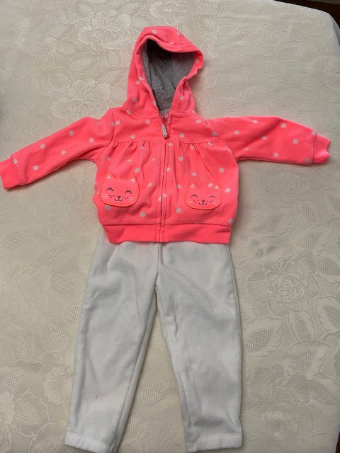Girls 24 month outfit in Clothing - 9-12 Months in Regina