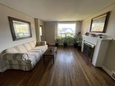 Space available for a girl in a room from Dec 1. :Rent would be $390. Address: 621 weber street East...