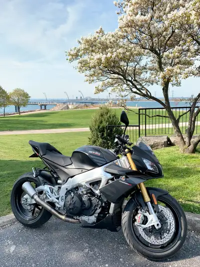 This bike has 13’407km on the odometer. Never seen rain or been tracked. Modifications: (All stock p...
