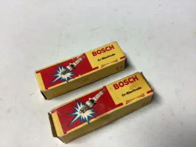 2 vintage Bosch Spark Plugs. Still in original box. Will deliver Halifax area. Any questions cal Ron...