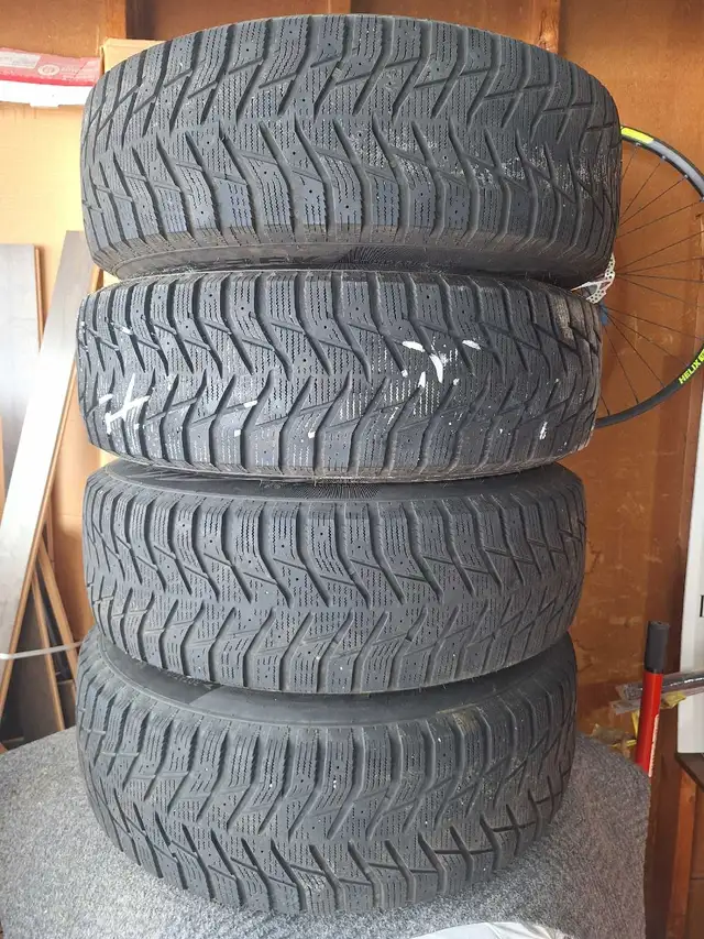 P225 70R 16 Snow Tires on Rims in Tires & Rims in Kawartha Lakes - Image 4