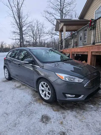 Ford Focus Titanium for sale 296,624 kilometers on it. It does not have a new safety. Automatic tran...