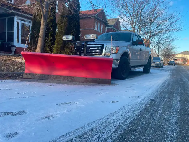 FORD F-150 PLOW TRUCK