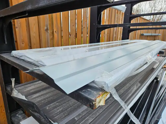 Metal Shed Roof Kit with Ridge Cap62863276815363123