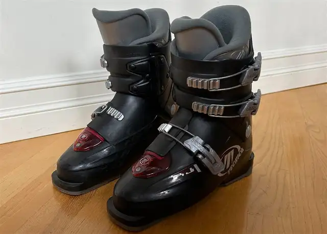 Tecnica RJ ~ Size 6 in Ski in Calgary - Image 3