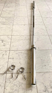 New 7ft 45 Lb Chrome Olympic Barbell with Collars