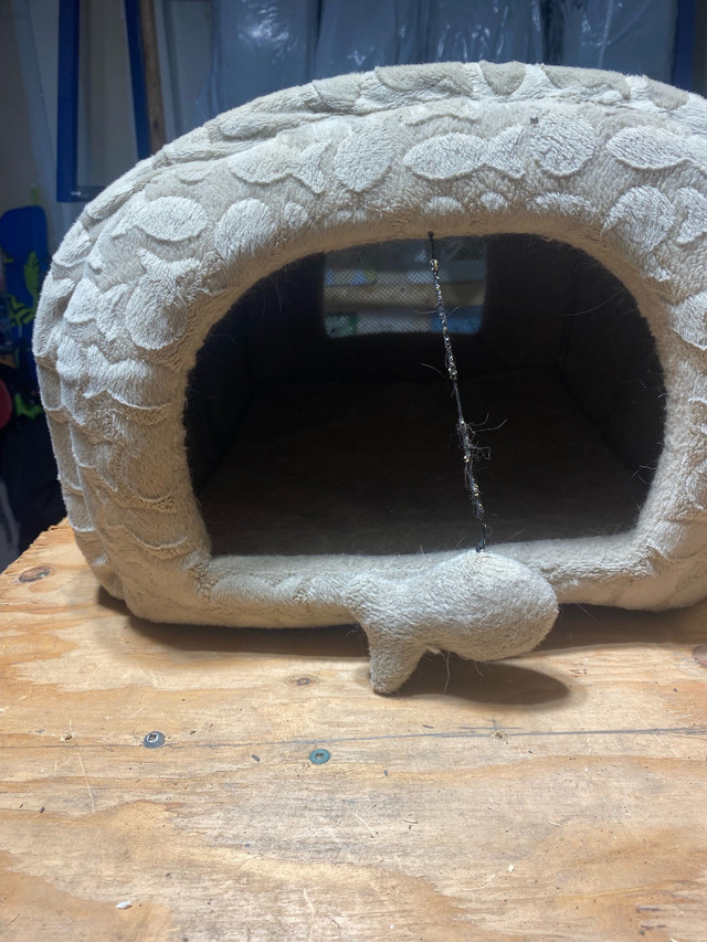 Cat house/bed in Accessories in Markham / York Region