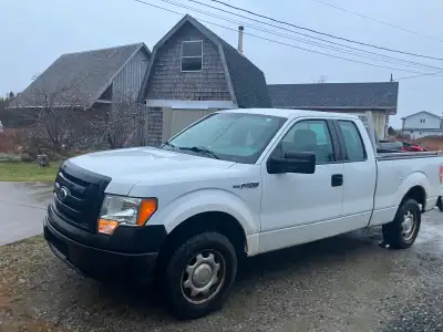 2 wheel drive positive rear end. Truck works good. I use it around village to run around and pull su...