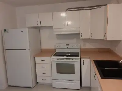 FOR RENT: 2 bed room apartment in Cheney from September 1st