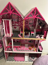 Large Doll house 