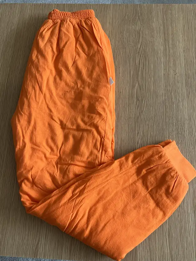 New Orange Sweatpants (Size 16) in Women's - Bottoms in Delta/Surrey/Langley - Image 2