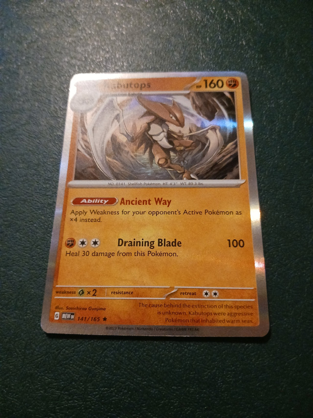 Kabutops Holo 141/165 NM Pokemon  in Toys & Games in City of Halifax - Image 2