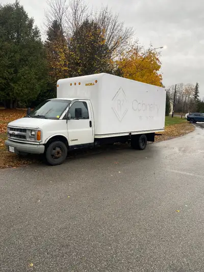 147,000 km, 16ft unicel, roll door operates very good, good ties, excellent brakes, have aluminum ra...